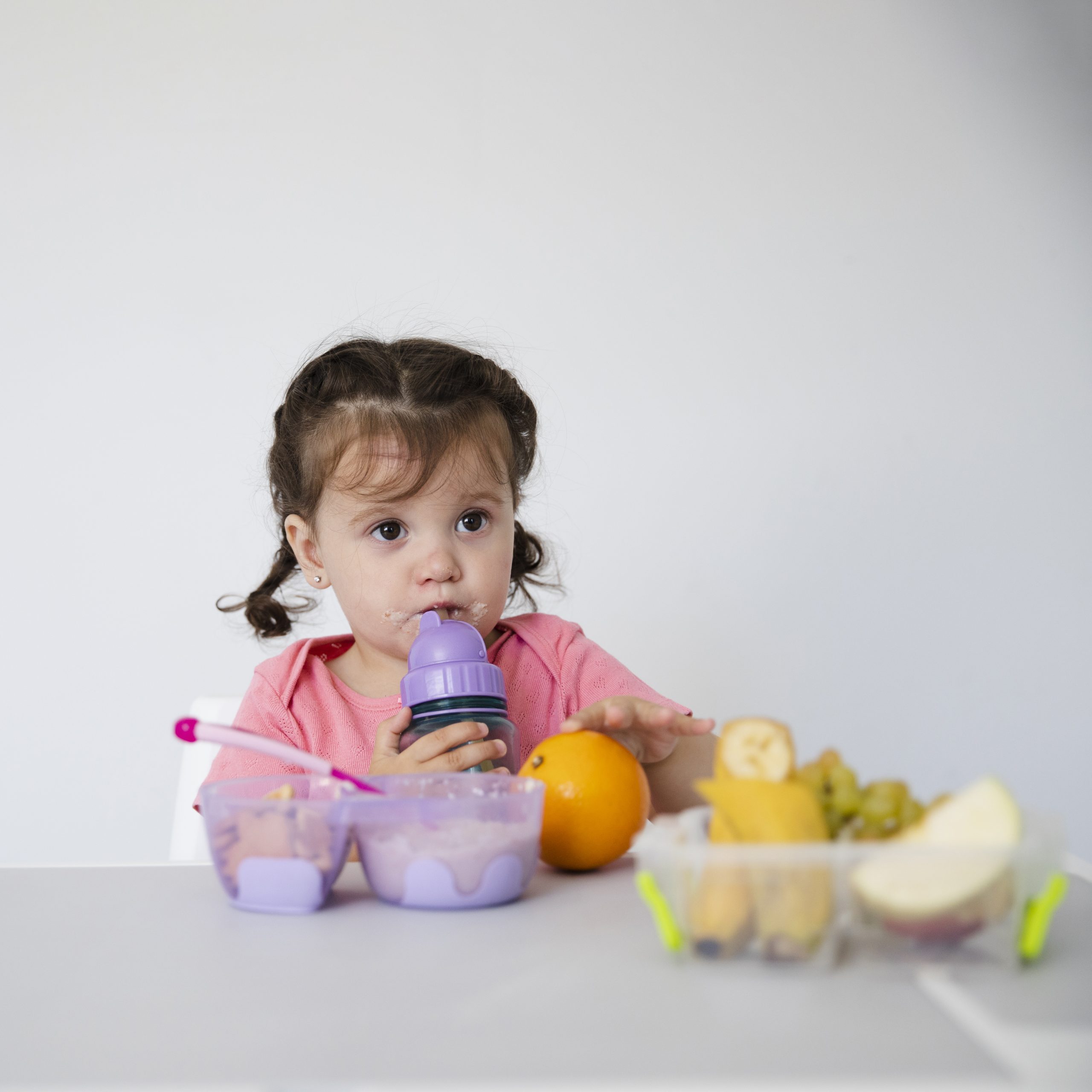 adorable young girl with fruit bowl scaled - Mehmet Kılıç -Sakarya Çocuk Doktoru